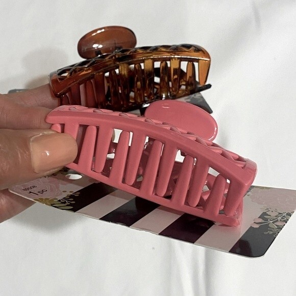 Scunci Jaw Hair Clips (Set of 2) - Picture 3 of 3